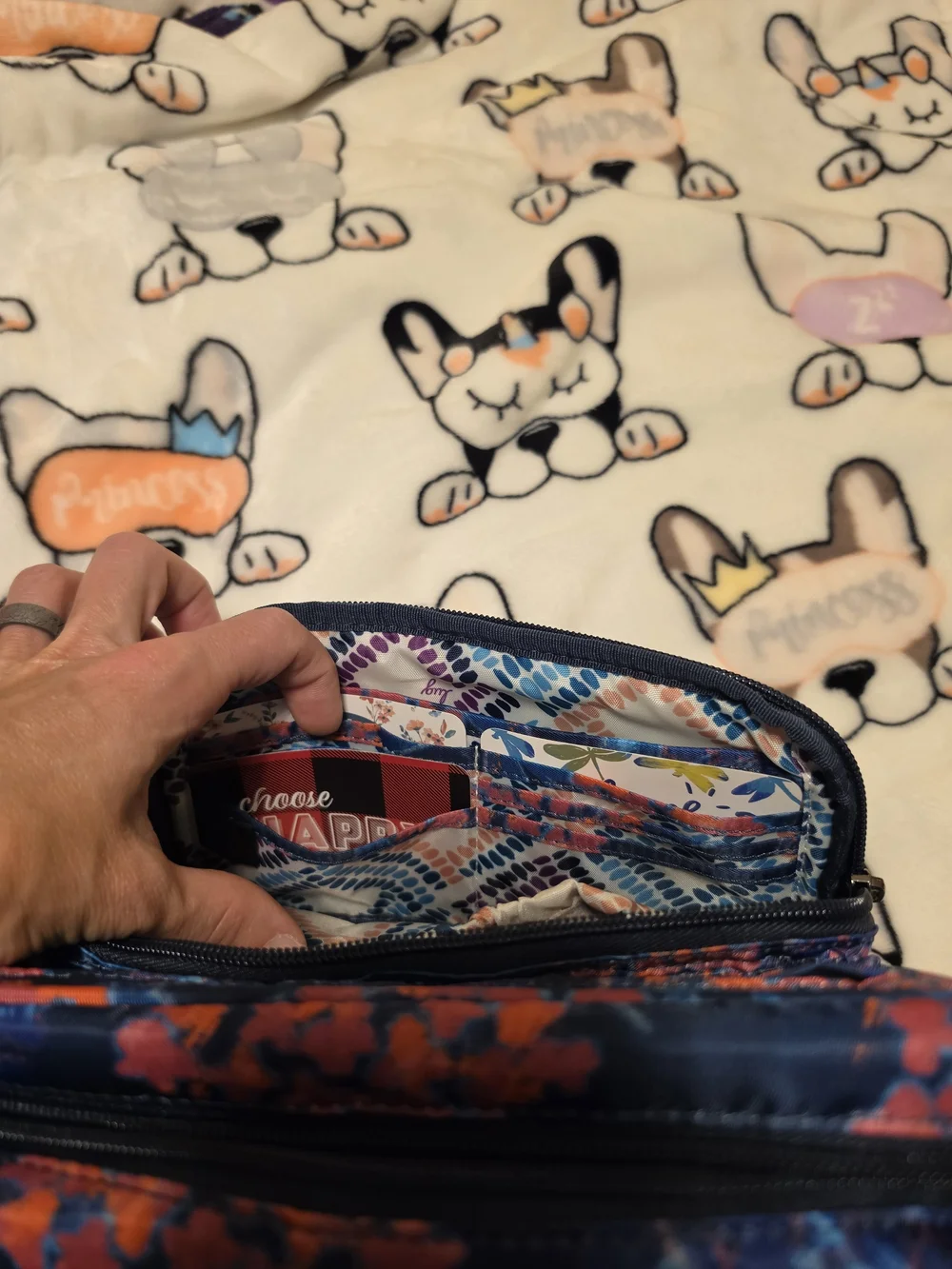 Lug Carousel In Hydrangea Navy